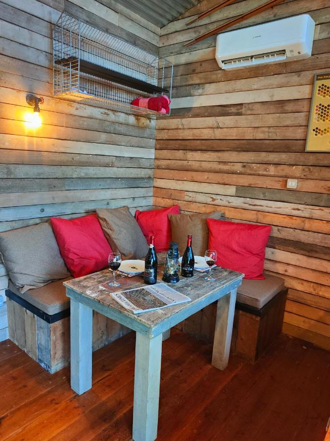Appartamento The Water Shack - Amazing Tiny House Retreat Woodbridge Esterno foto