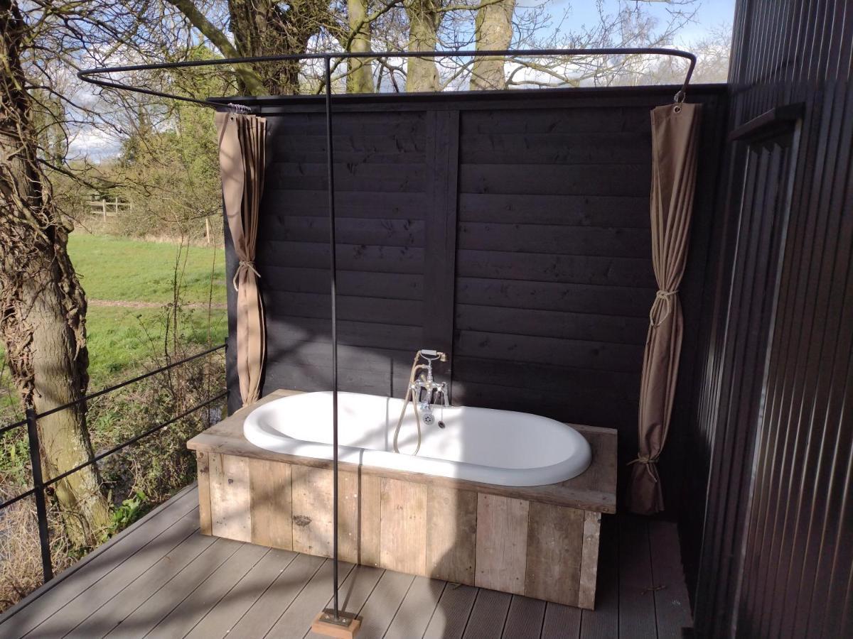 Appartamento The Water Shack - Amazing Tiny House Retreat Woodbridge Esterno foto
